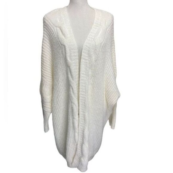 Maurices Women's Cream Cable Knit Silent Night Cardigan Size 3X NWT - Picture 1 of 6